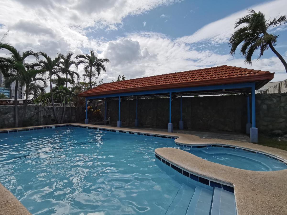 Metro Park Hotel - Cebu City Ngoại thất bức ảnh